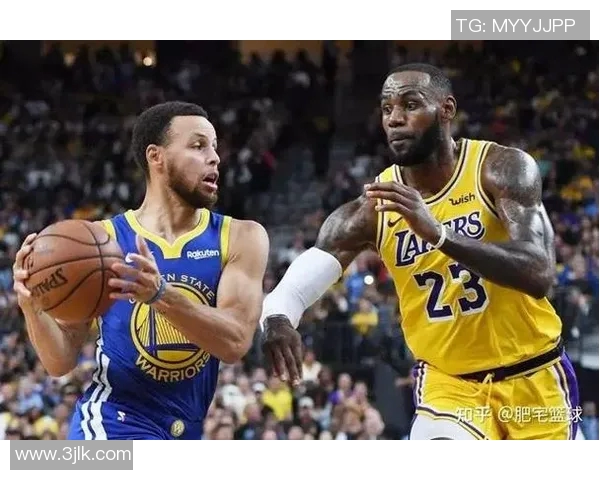 小詹姆斯与小库里激战正酣谁能在未来的篮球舞台上崭露头角